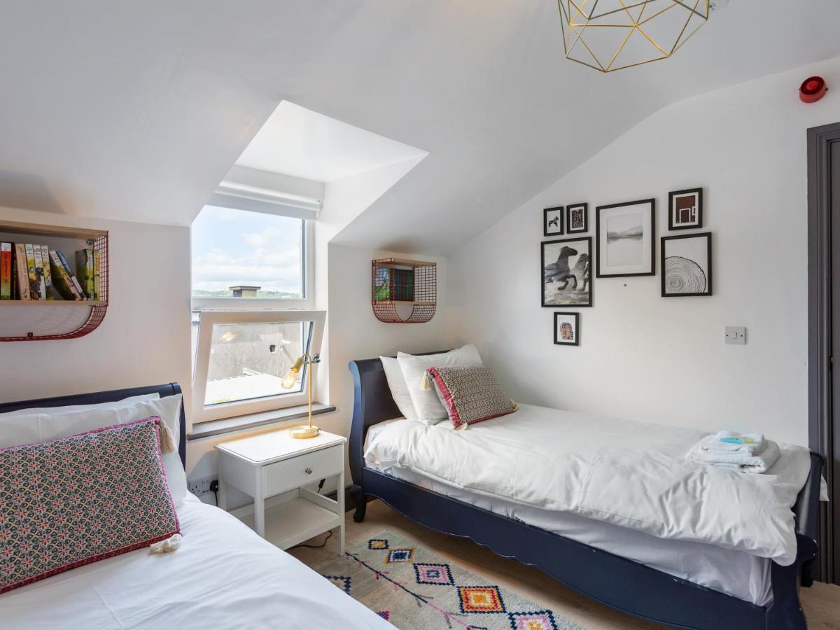 Macs Townhouse Dungarvan Dungarvan  Ngoại thất bức ảnh