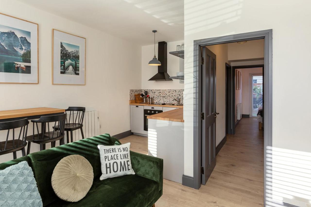 Macs Townhouse Dungarvan Dungarvan  Ngoại thất bức ảnh